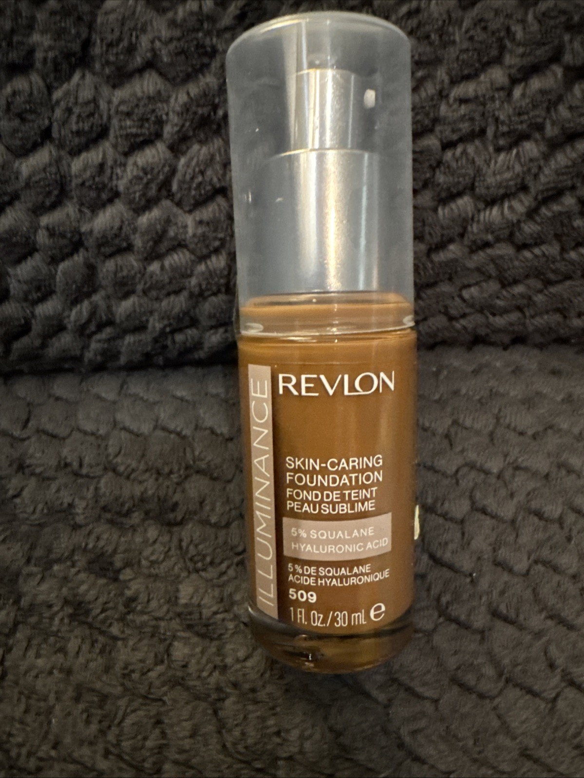 Revlon Illuminance Skin Caring Foundation W Hyaluronic Acid #509 Sandalwood