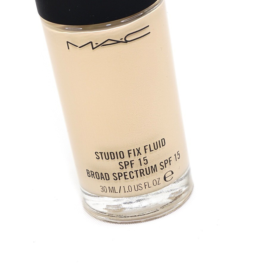 MAC Studio Fix Fluid SPF 15 Foundation ~C40~ Full Size [New in Box]