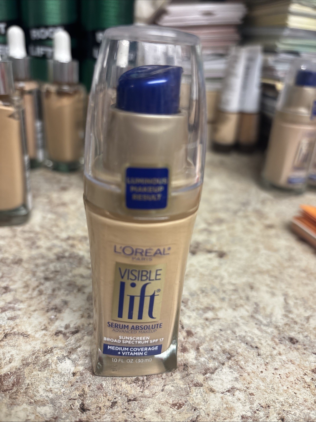 L’Oreal Visible Lift Absolute Foundation 144 Light Ivory SMALL BUSINESS 🐩🐾🐈‍⬛