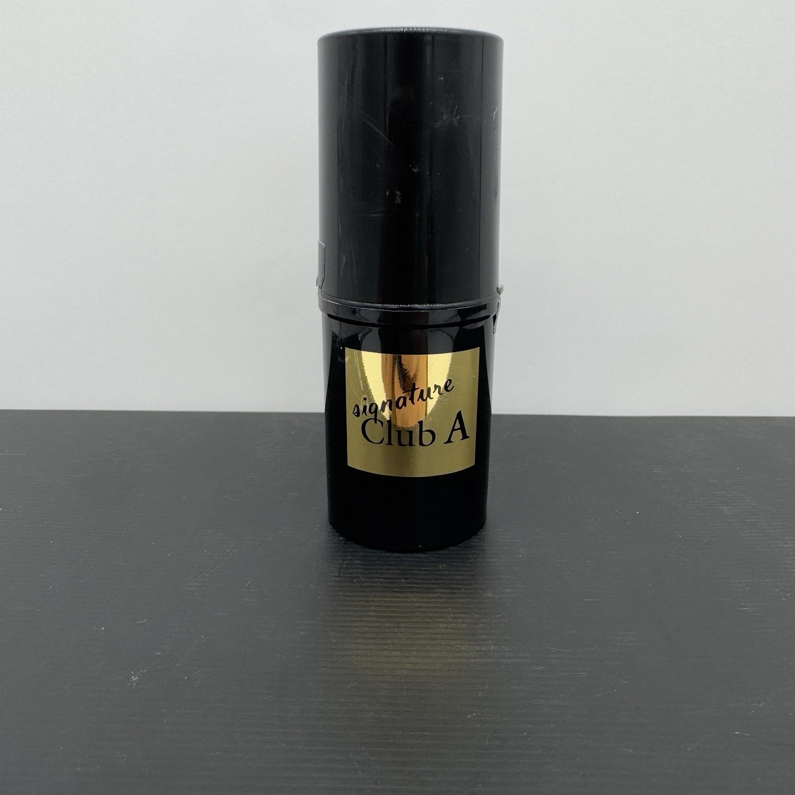 Signature Club A Caviar No Transfer Foundtion w/Spirulina 0.35 oz Never Used