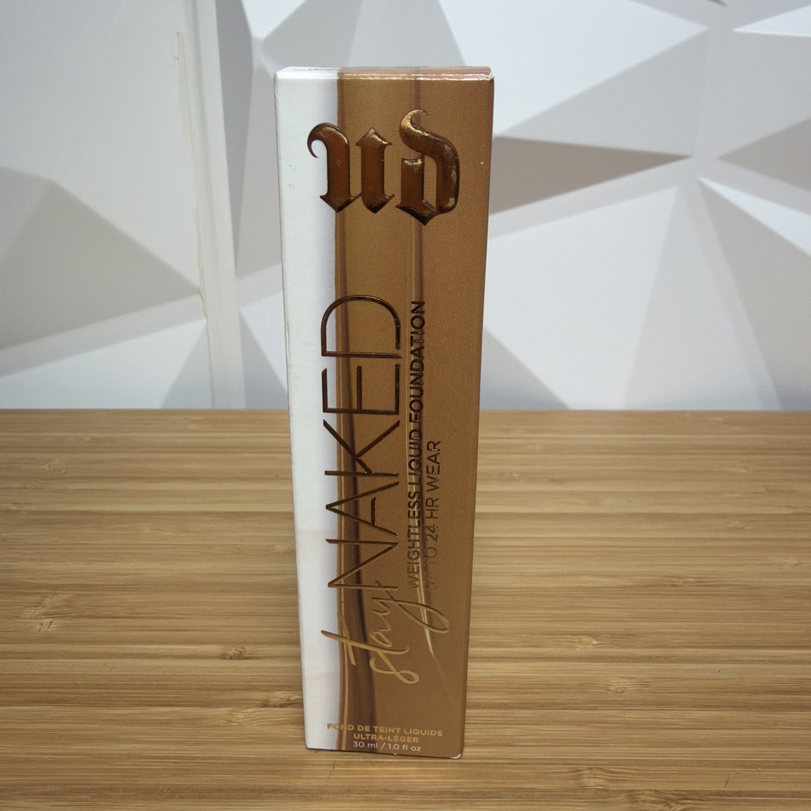 Urban Decay Stay Naked 60CG Weightless Liquid Foundation 30ml 1oz NEW