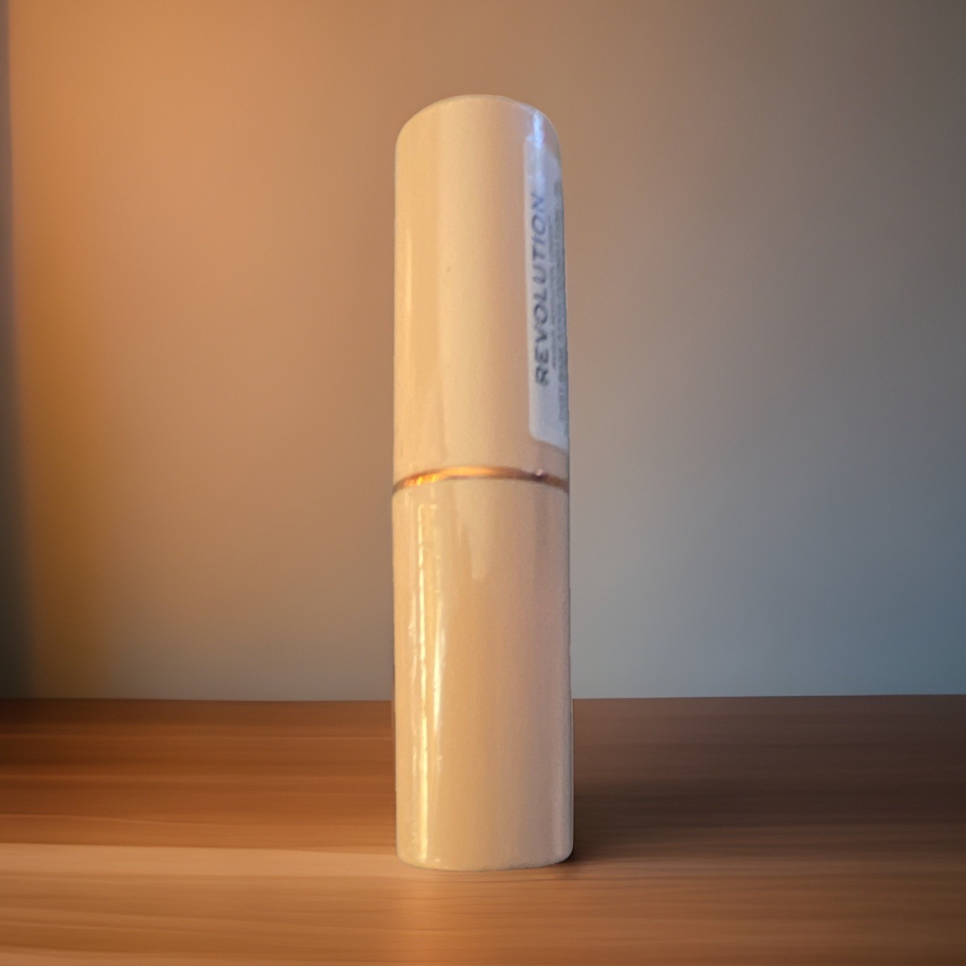 Revolution Skin Silk Foundation Stick Shade F8 Model F8 Foundation Stick