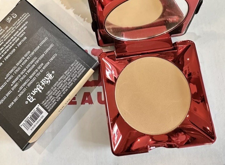 Kat Von D KVD Lock It Powder Foundation Color: Tan 170 Full Size Compact NIB .