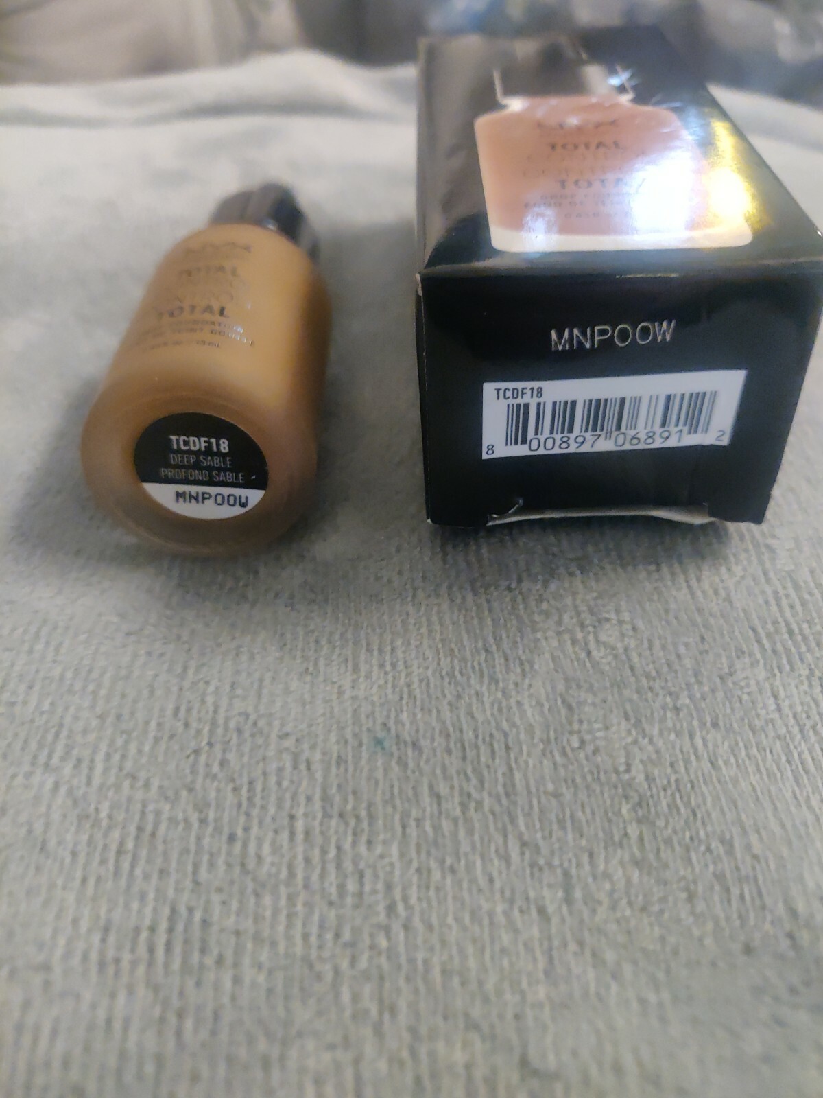 NYX Total Control Drop Foundation Deep Sable TCDF18 New SEALED