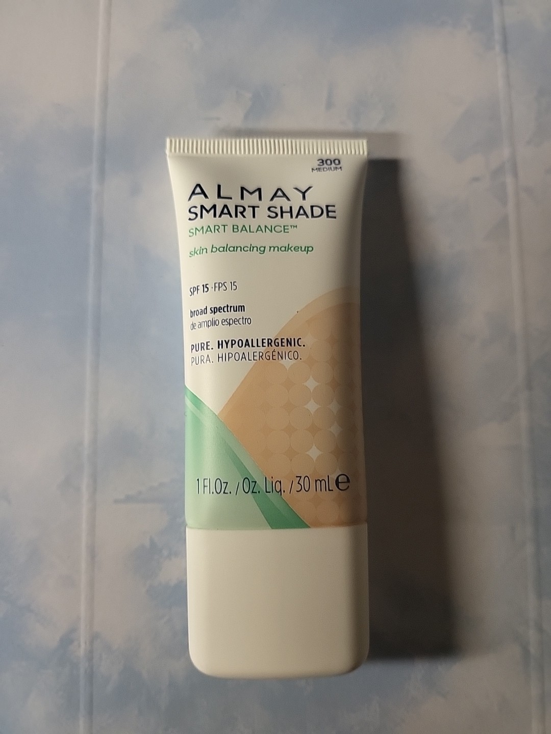 NEW Almay Smart Shade Balance SKIN BALANACE Makeup SPF 15 300 MEDIUM 1 fl.oz