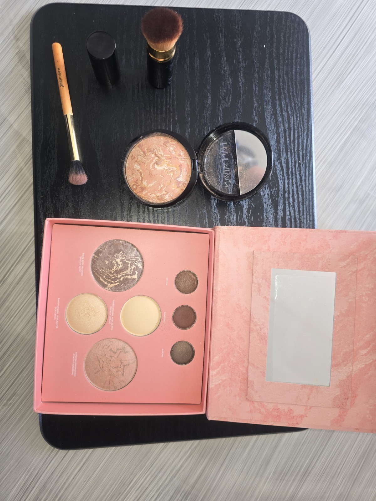 Full Face Palette, Foundation kit
