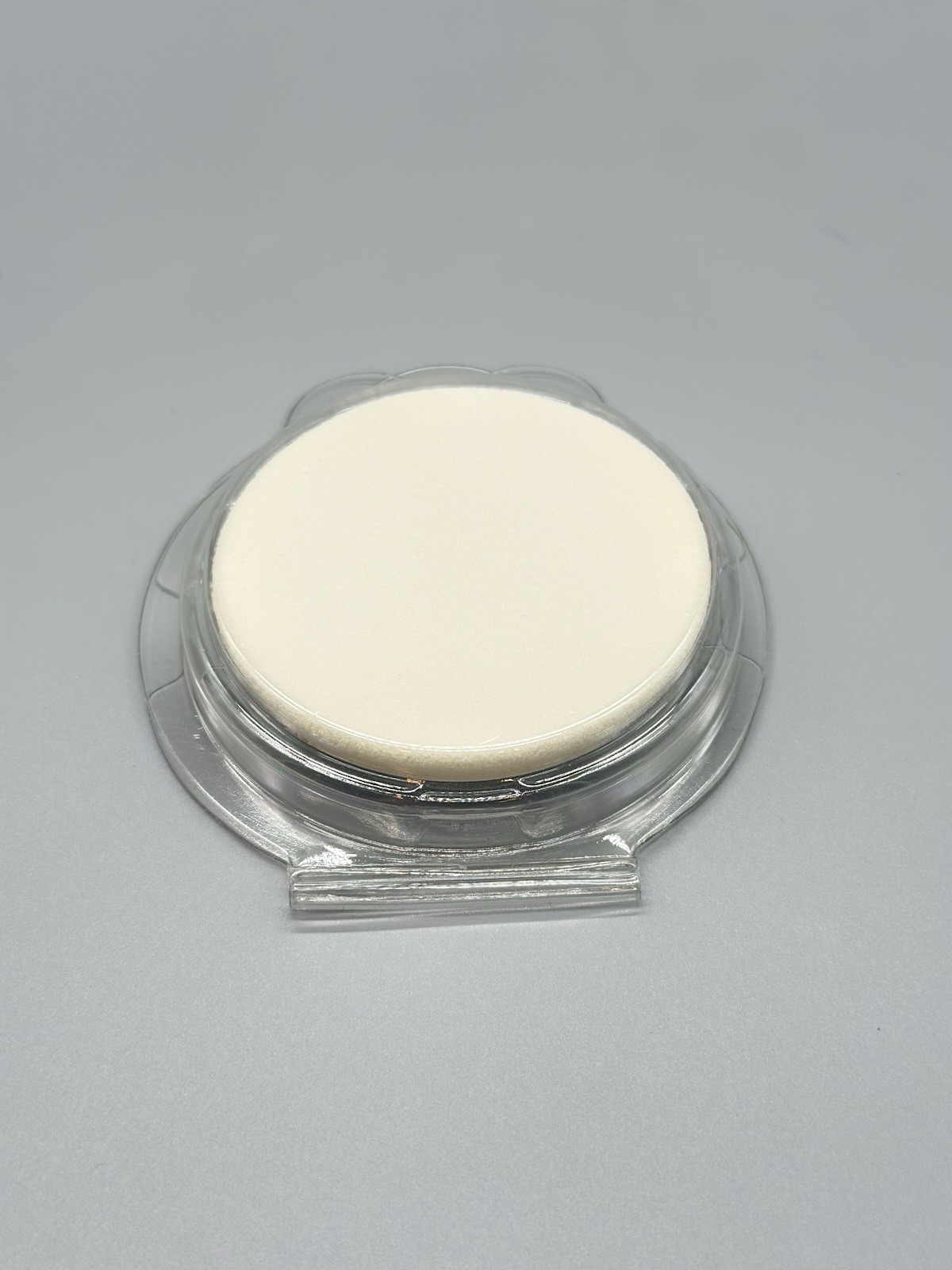 Stila Illuminating Powder Foundation Refill Luminous – 10 Watts – 0.35 Oz New