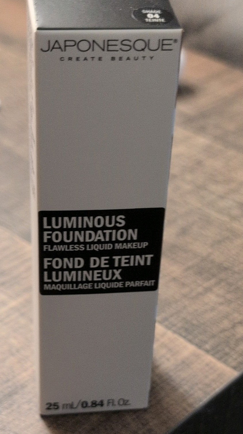 JAPONESQUE Luminous Foundation Flawless Liquid Makeup Shade 04 25 ml 0.84 fl oz