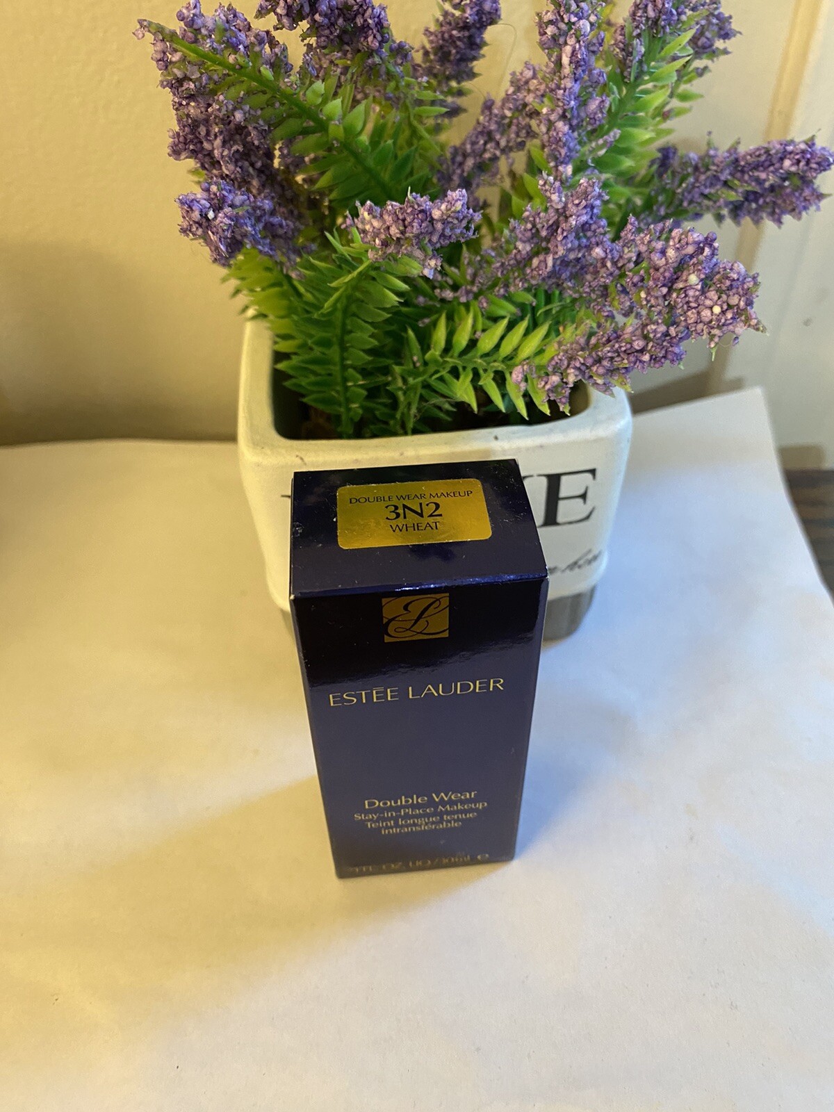 NIB Estée Lauder double Wear Stay In Place Foundation 3N2 Wheat