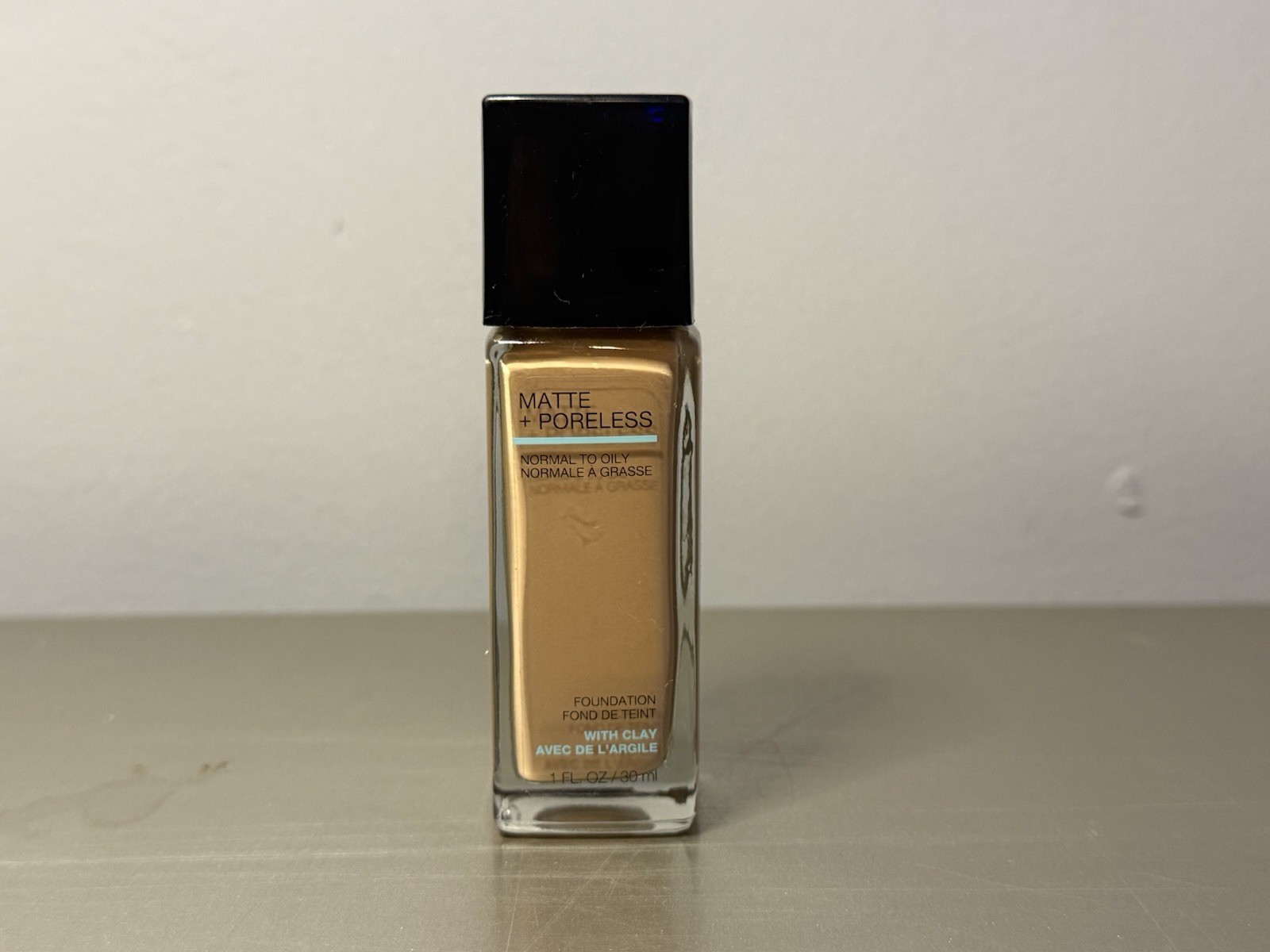 Maybelline Fit Me Matte Poreless 222 True Beige Liquid Foundation 1oz