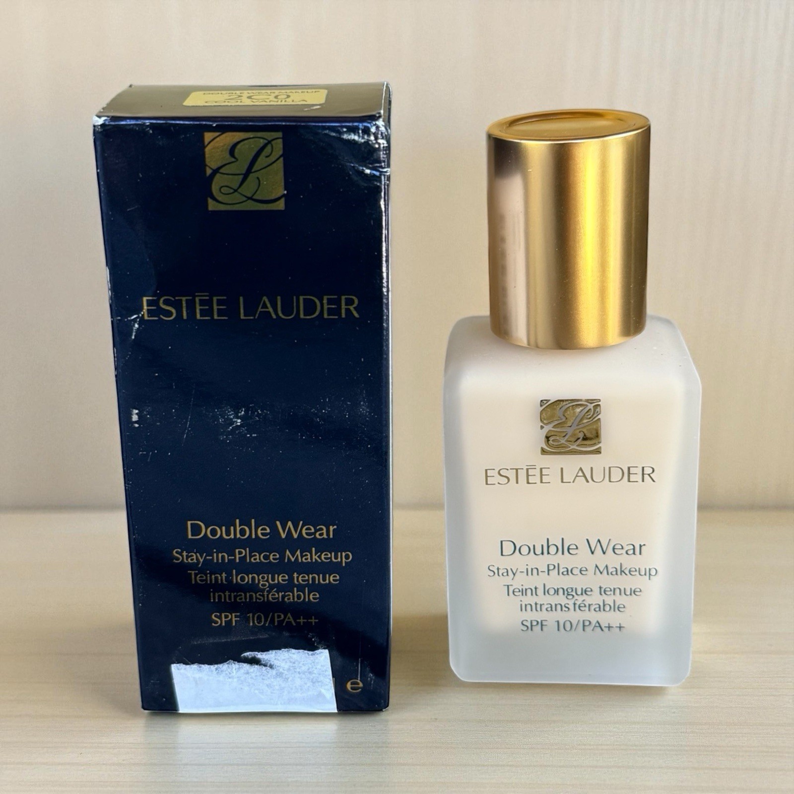 Estee Lauder Double Wear Stay-In-Place SPF 10 Foundation –Shade 2C0 Cool Vanilla