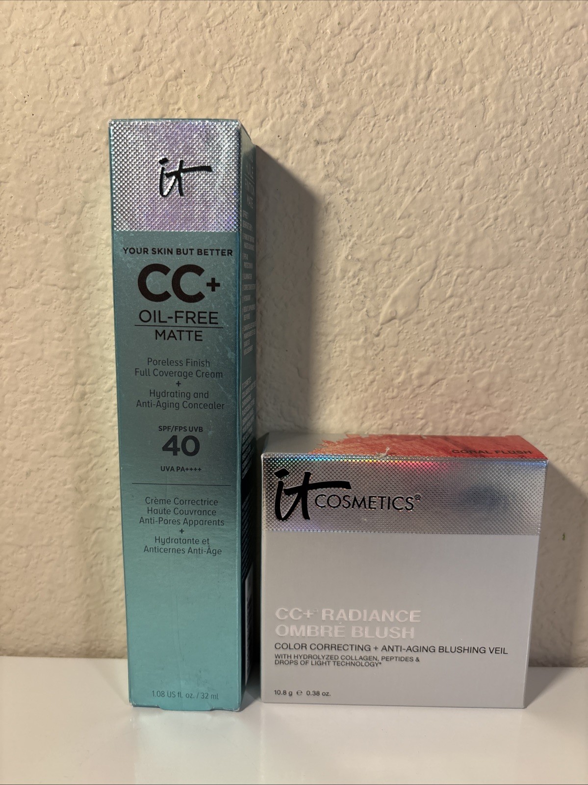 It Cosmetics CC+ Oil-Free Matte Poreless Finish Full Coverage Cream & CC Blush