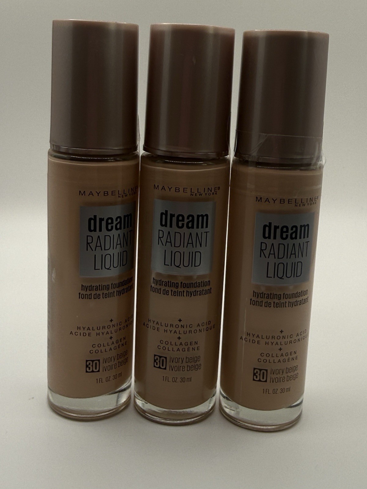 Lot of 3 Maybelline Dream Radiant Liquid Foundation Ivory Beige 30