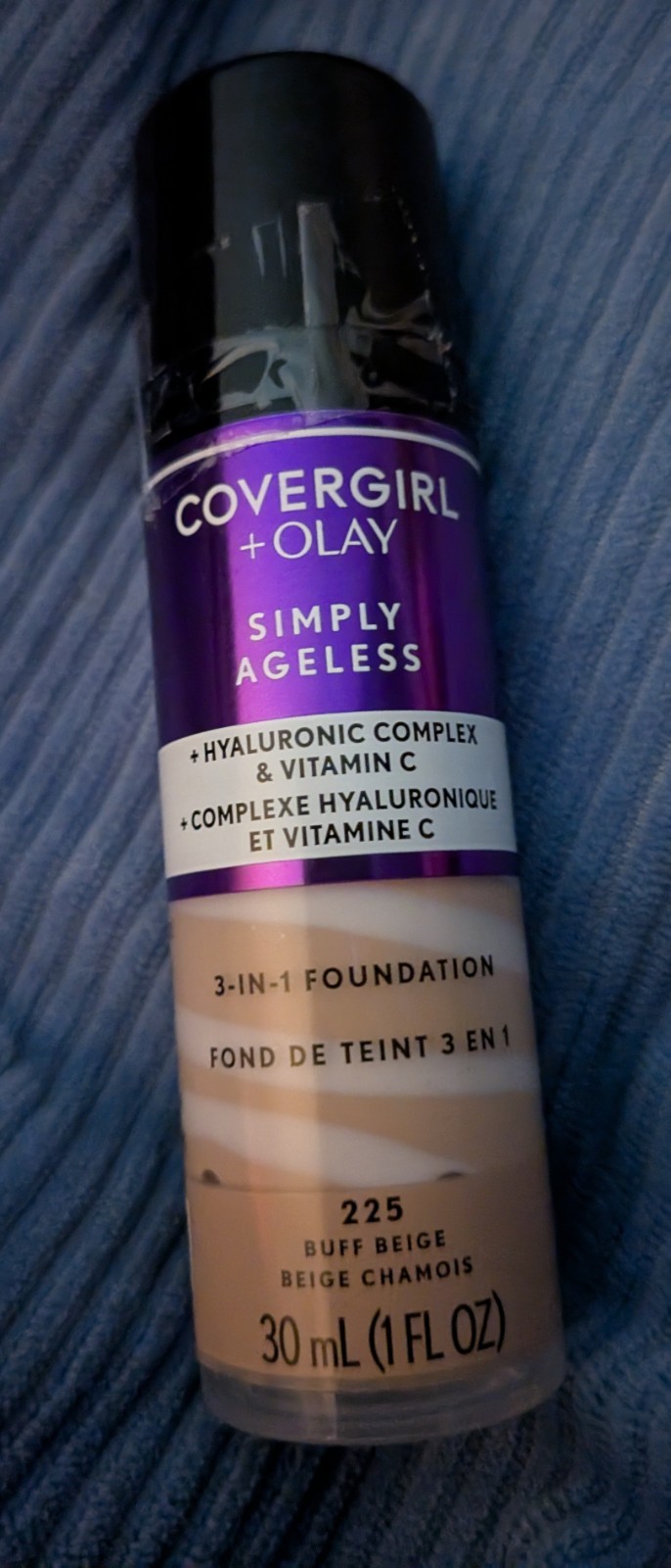 Cover Girl Simply Ageless 3 in 1 Foundation 1.0 oz.