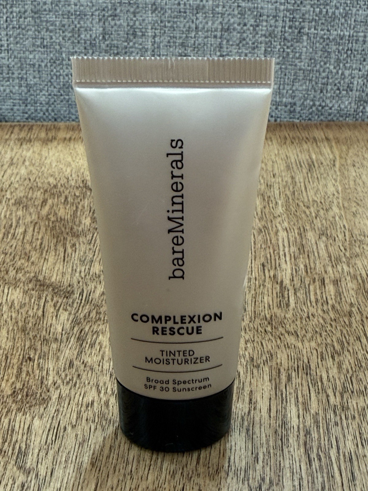 BareMinerals Complexion Rescue Tinted Hydrating Gel Cream Wheat 4.5 – 0.05oz New