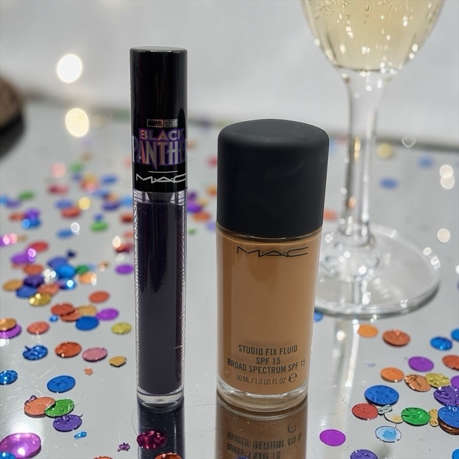 M.A.C Studio Fix Fluid Foundation NW35 SPF 15 and Limited Edition LipColour -SET