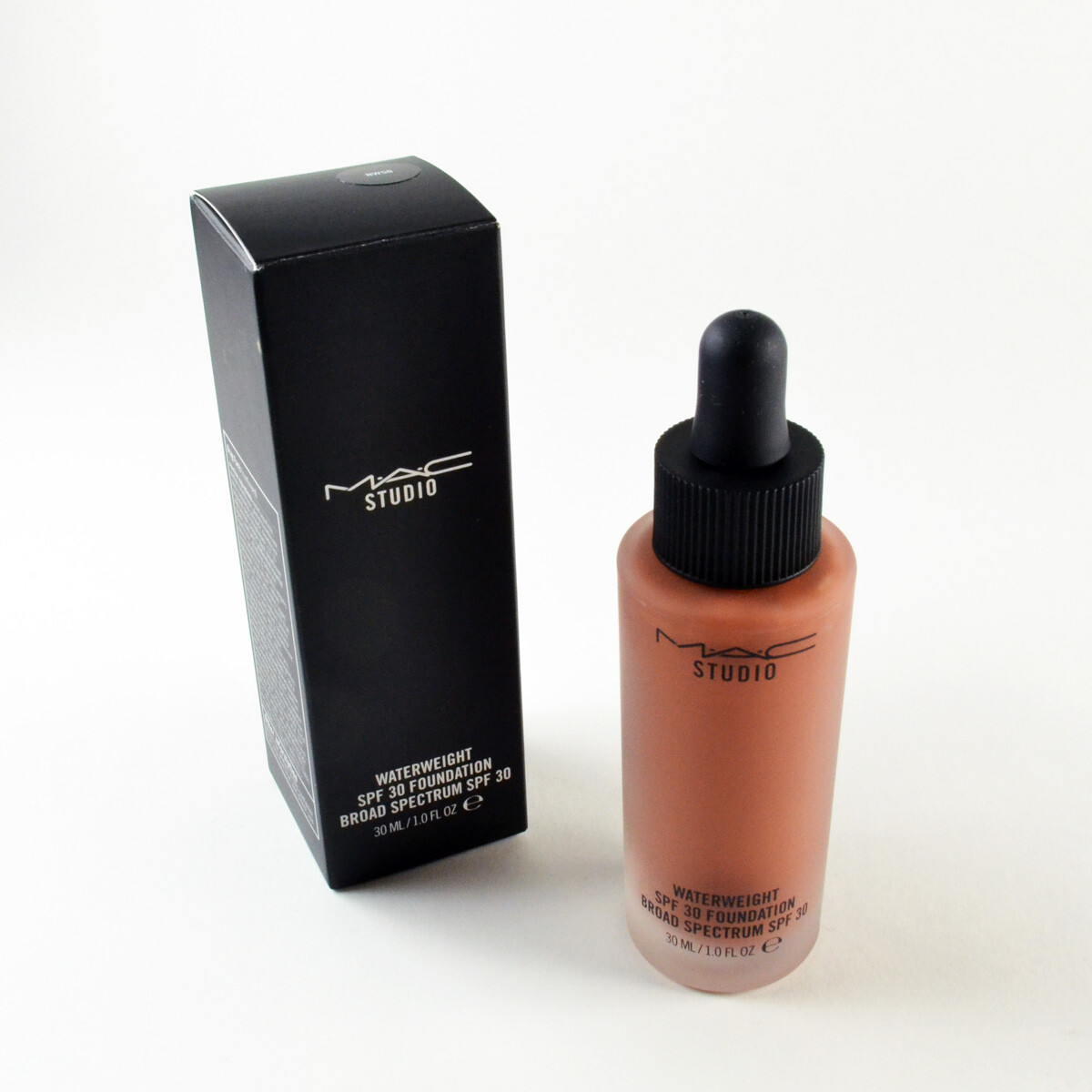 Mac Studio Waterweight SPF30 Foundation NW50 – Full Size 30mL / 1.0 Oz. New