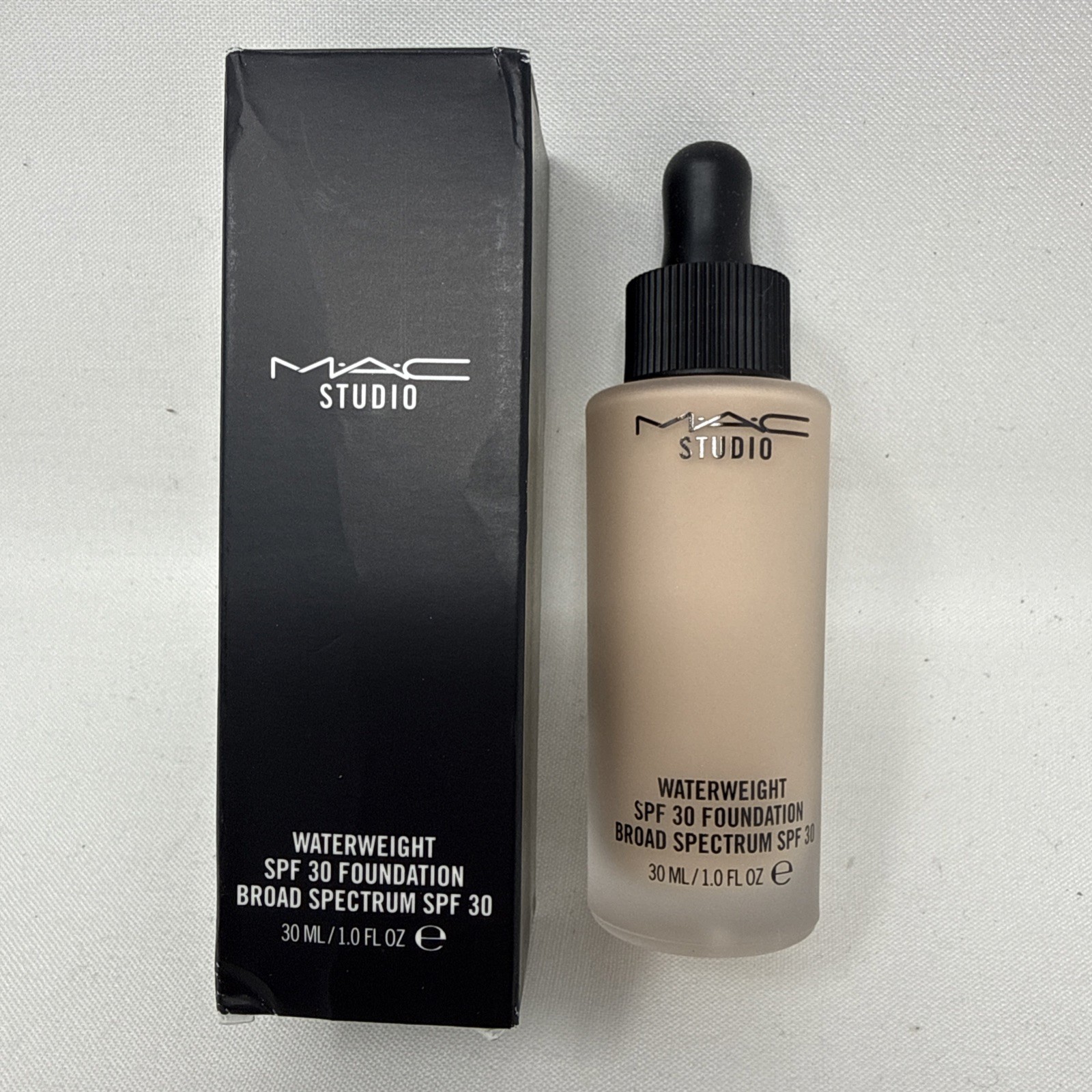 Mac Studio Waterweight SPF30 Foundation NW15 – Full Size 1.0 Oz. NIB CJ# 101