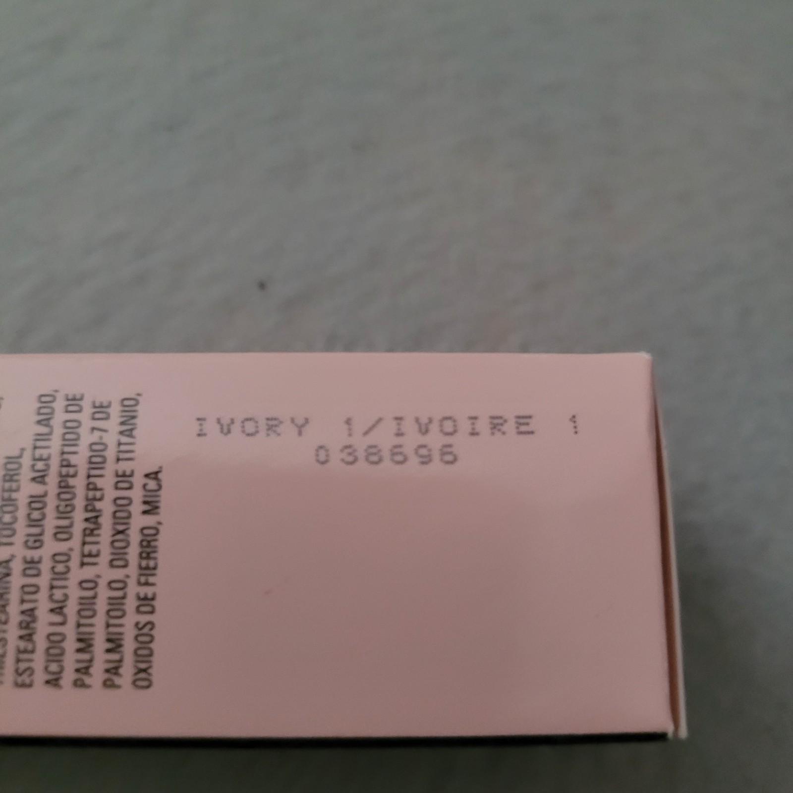Mary Kay TimeWise Matte 3D Foundation Ivory 1 038696 Full Size 1 oz New