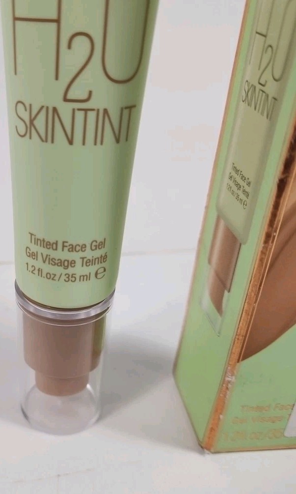 Pixi Beauty H2O SkinTint Tinted Face Gel, 1.2 fl oz / 35 ml, Nutmeg. 78