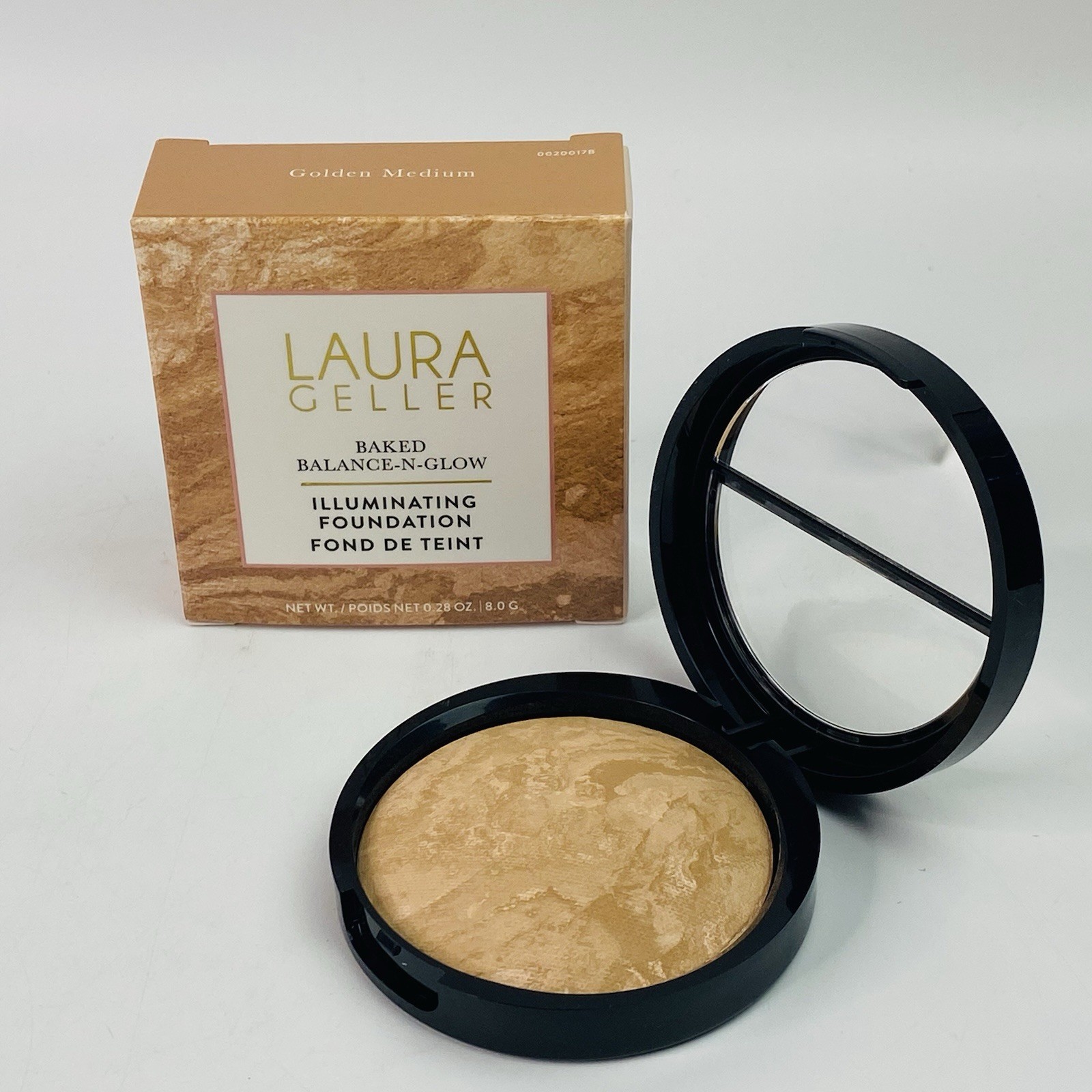 Laura Geller Baked Balance-N-Glow Illuminating Foundation GOLDEN MEDIUM .28oz 8g