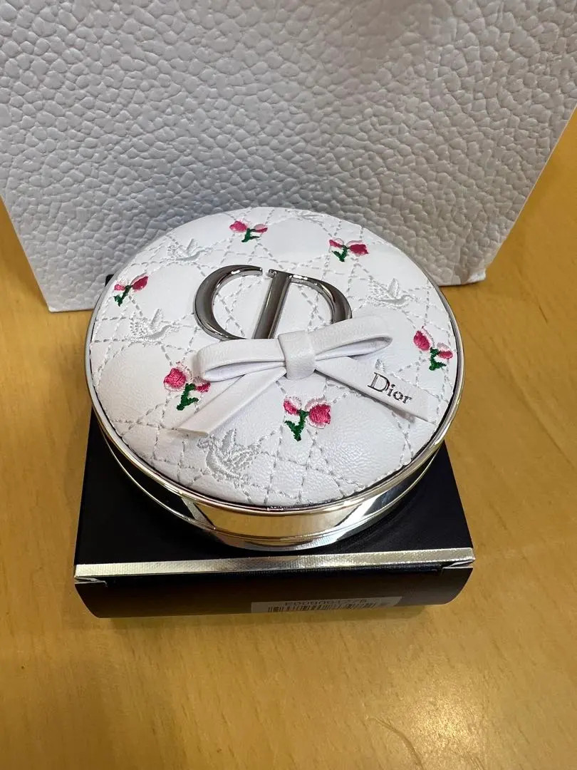 Dior Forever Cushion Case Flower Bow Case Only Limited Edition From JAPAN NEW