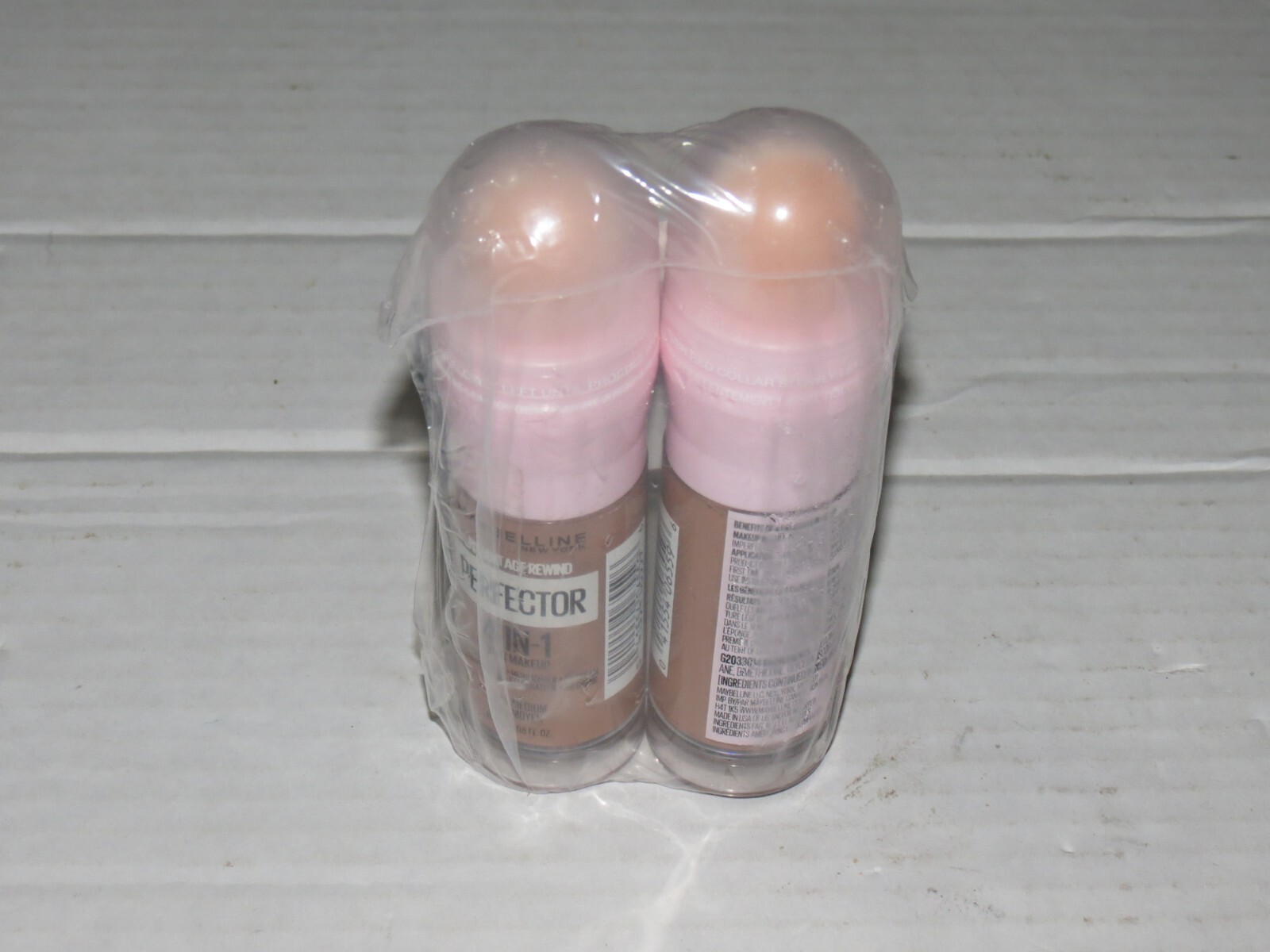 g3 Lot of 2 Maybelline Instant Age Rewind Perfector 4-In-1 Glow Makeup 02 Medium