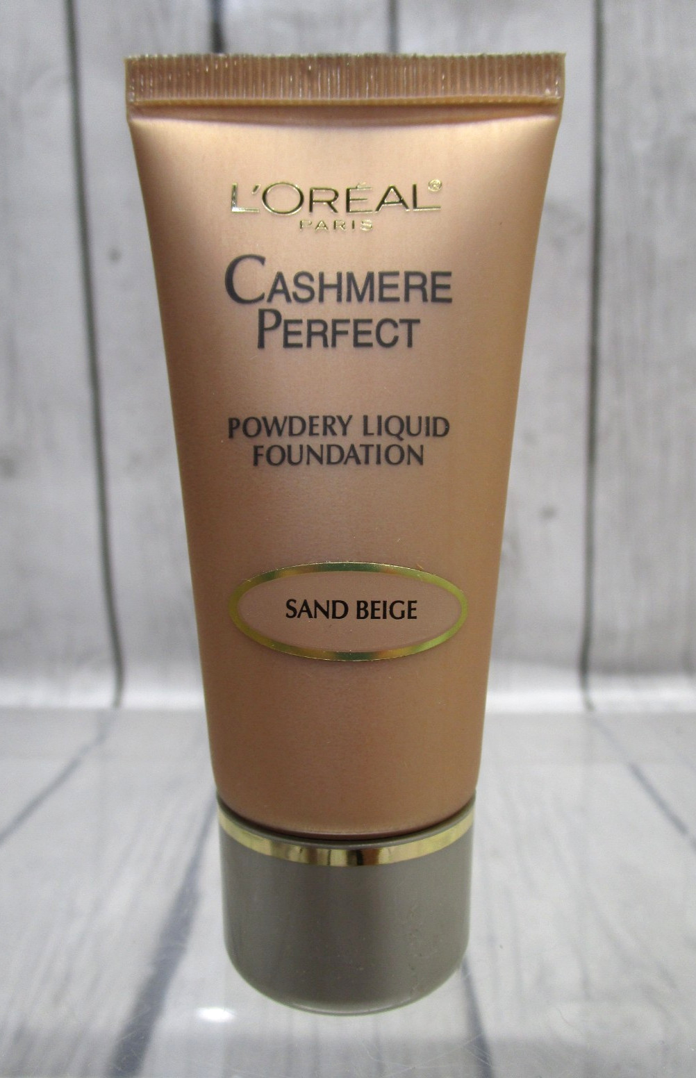 NEW L’Oréal Cashmere Perfect Soft PowderCreme Foundation 412 Sand Beige 1.0 OZ.