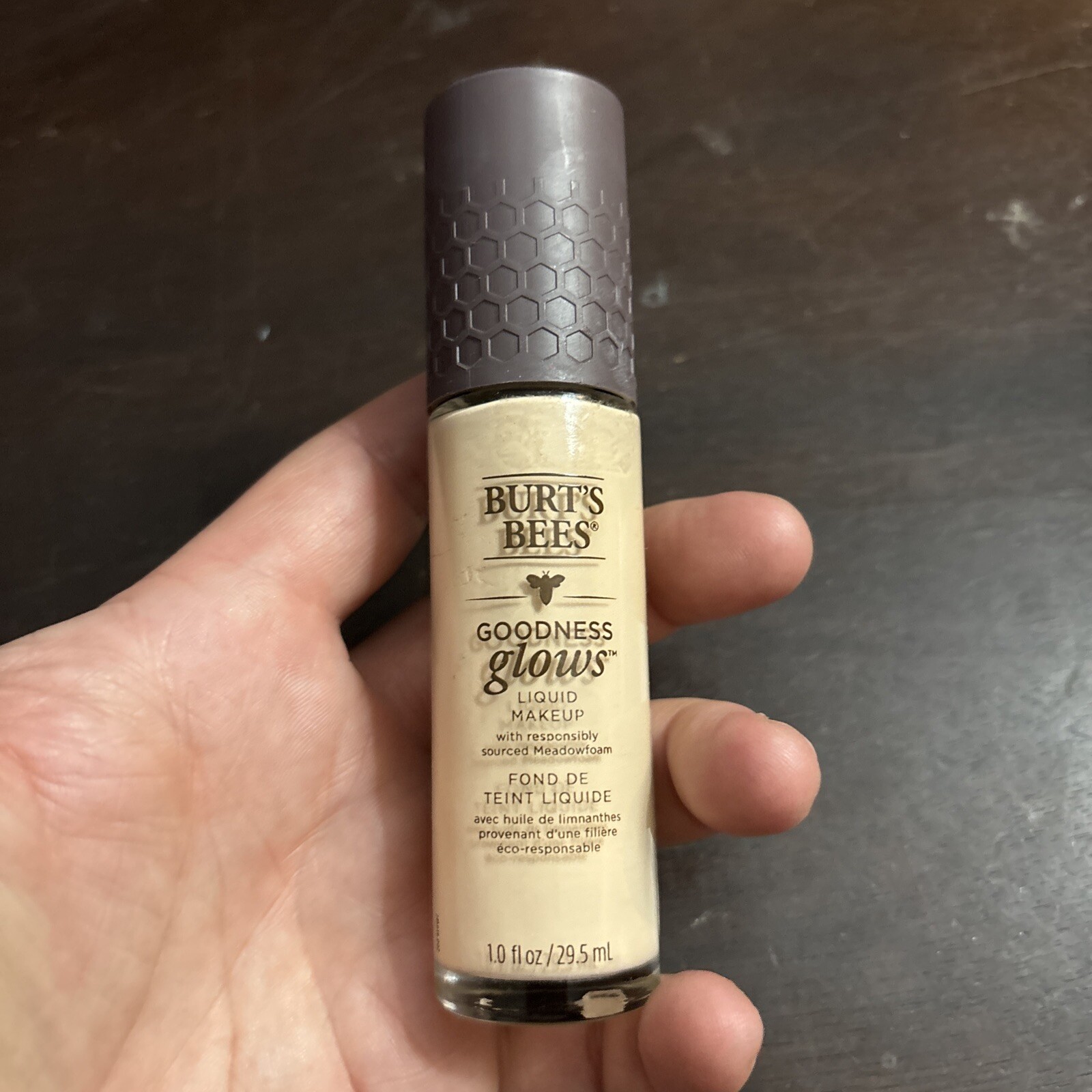 BURT’S BEES Goodness Glows Foundation, 1005 Porcelain Discontinued