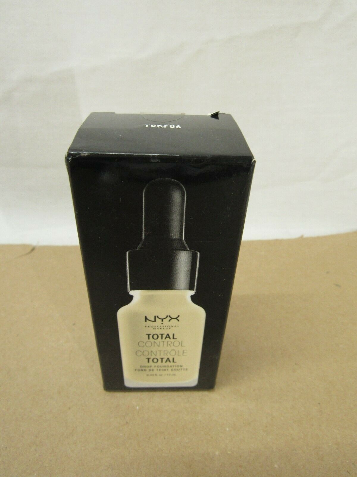 NYX Total Control Drop Foundation color TCDF06 Vanilla 0.43 oz New In Box
