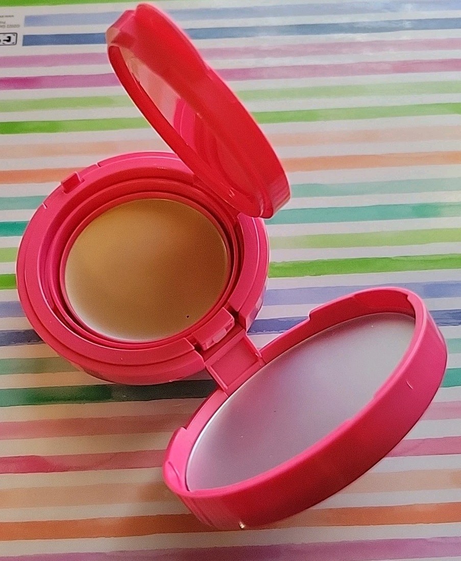 Peptide Bounce Foundation W/mirror Compact And Applicator Sponge