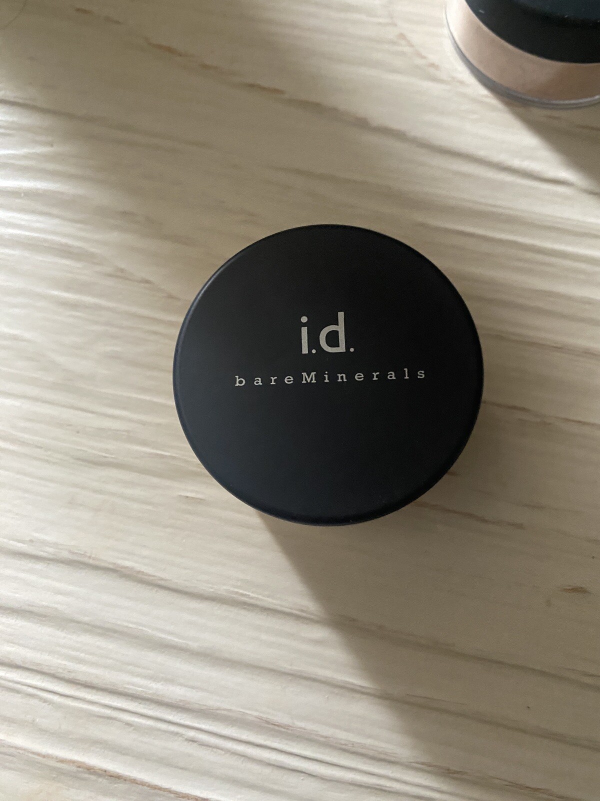 bareMinerals Matte SPF15 Mineral Foundation – Medium Beige, 0.21oz