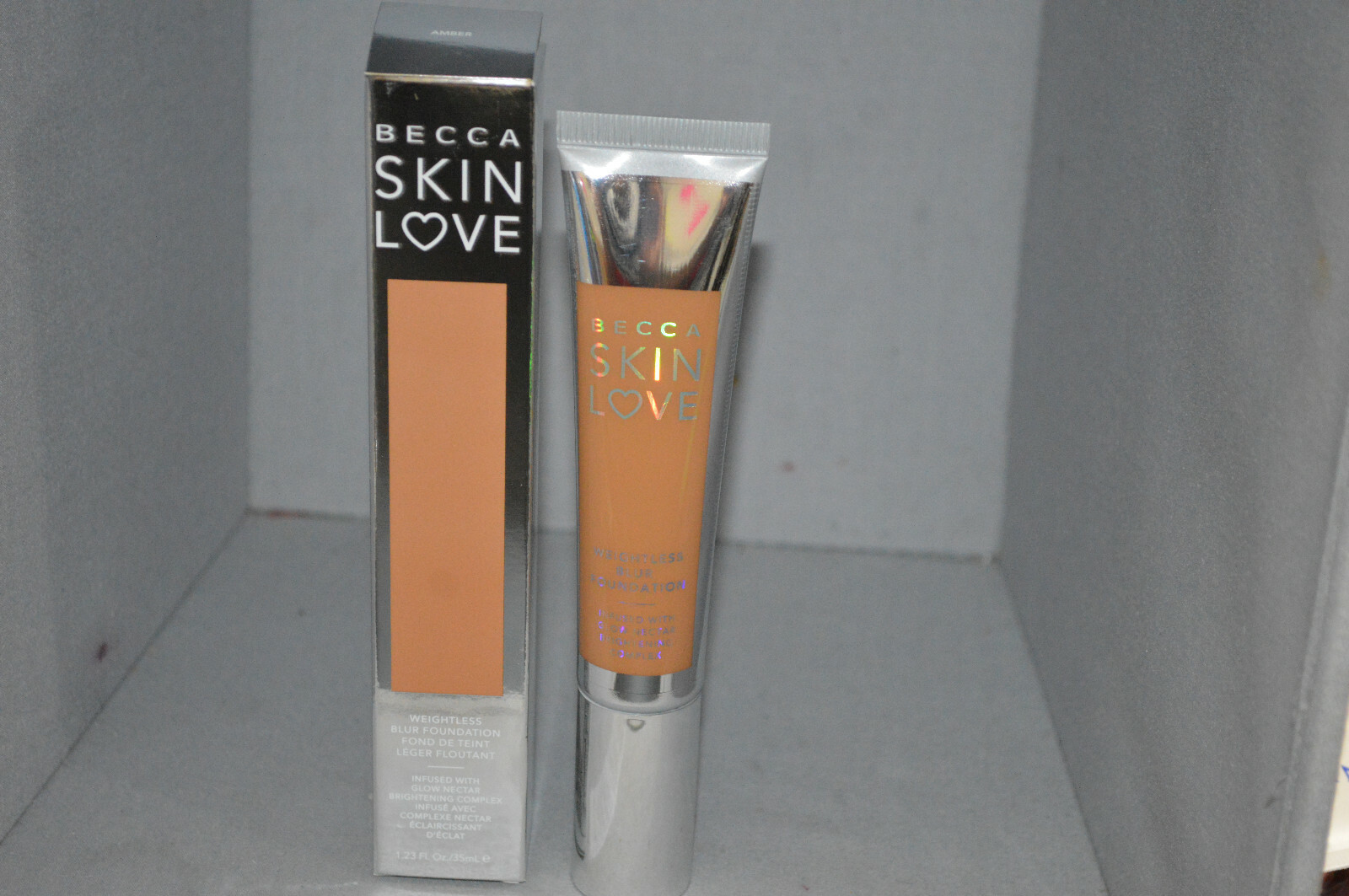 Becca Skin Love Weightless Blur Foundation Amber 1.23oz New Boxed