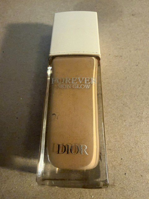 Dior ~ Forever Skin Glow ~ 24hr Wear Radiant Foundation ~ 3.5N – 1oz Free Ship