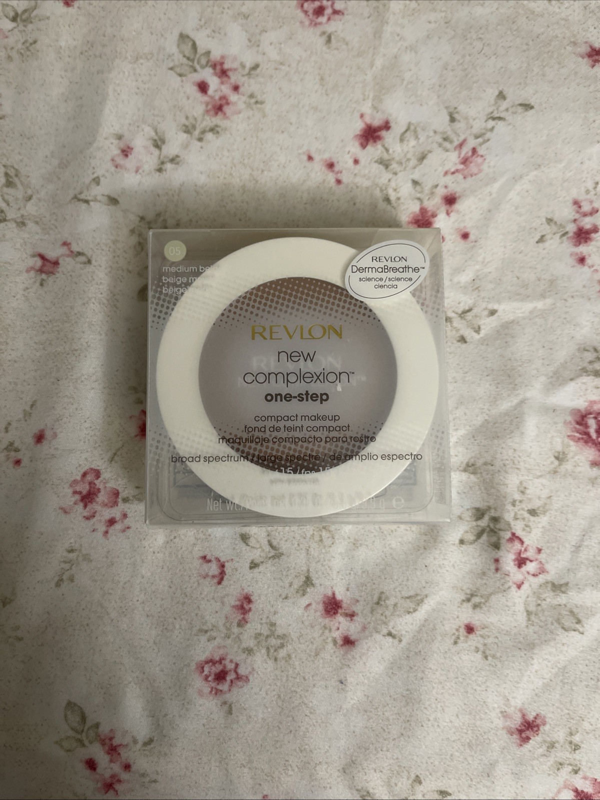 Revlon Complexion One-Step Compact Makeup, 05 Medium Beige – 0.35 oz Rare