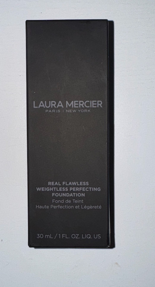LAURA MERCIER Real Flawless Weightless Perfectioning Foundation NIB