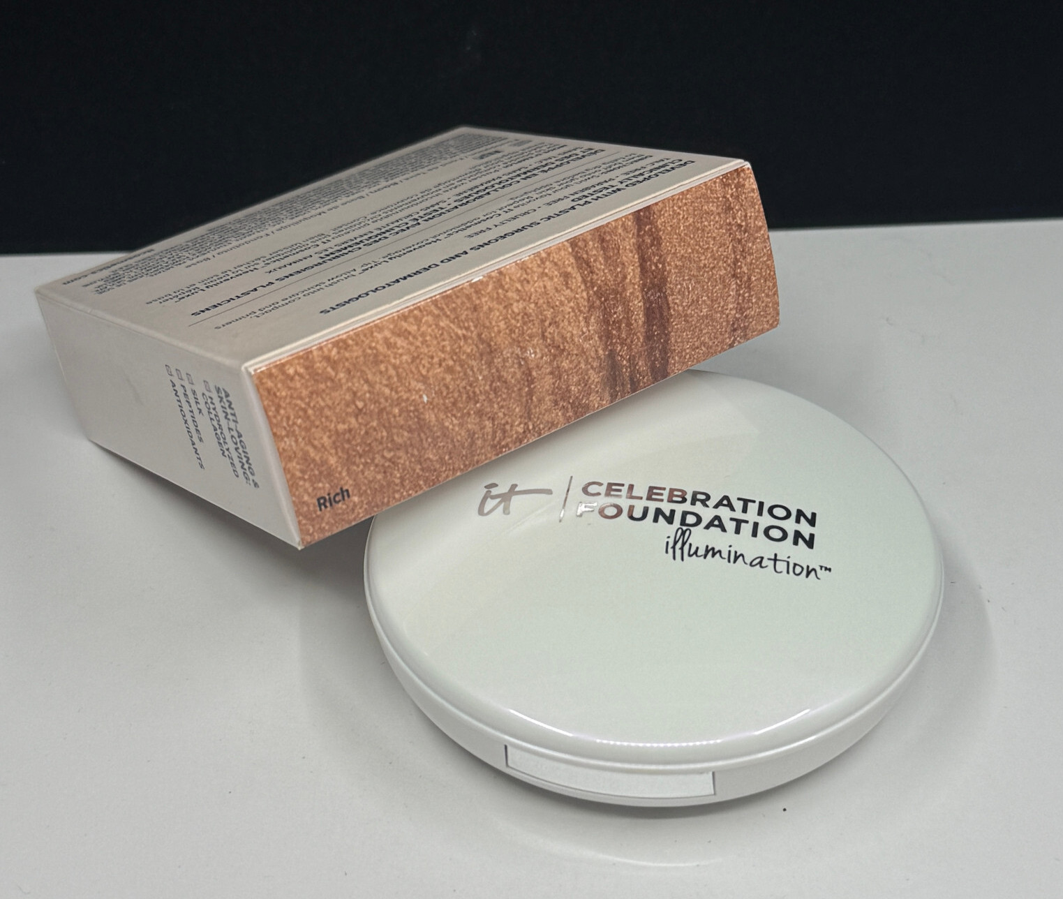 It Cosmetics Celebration Foundation Illumination #RICH – 0.30oz/9g New In Box