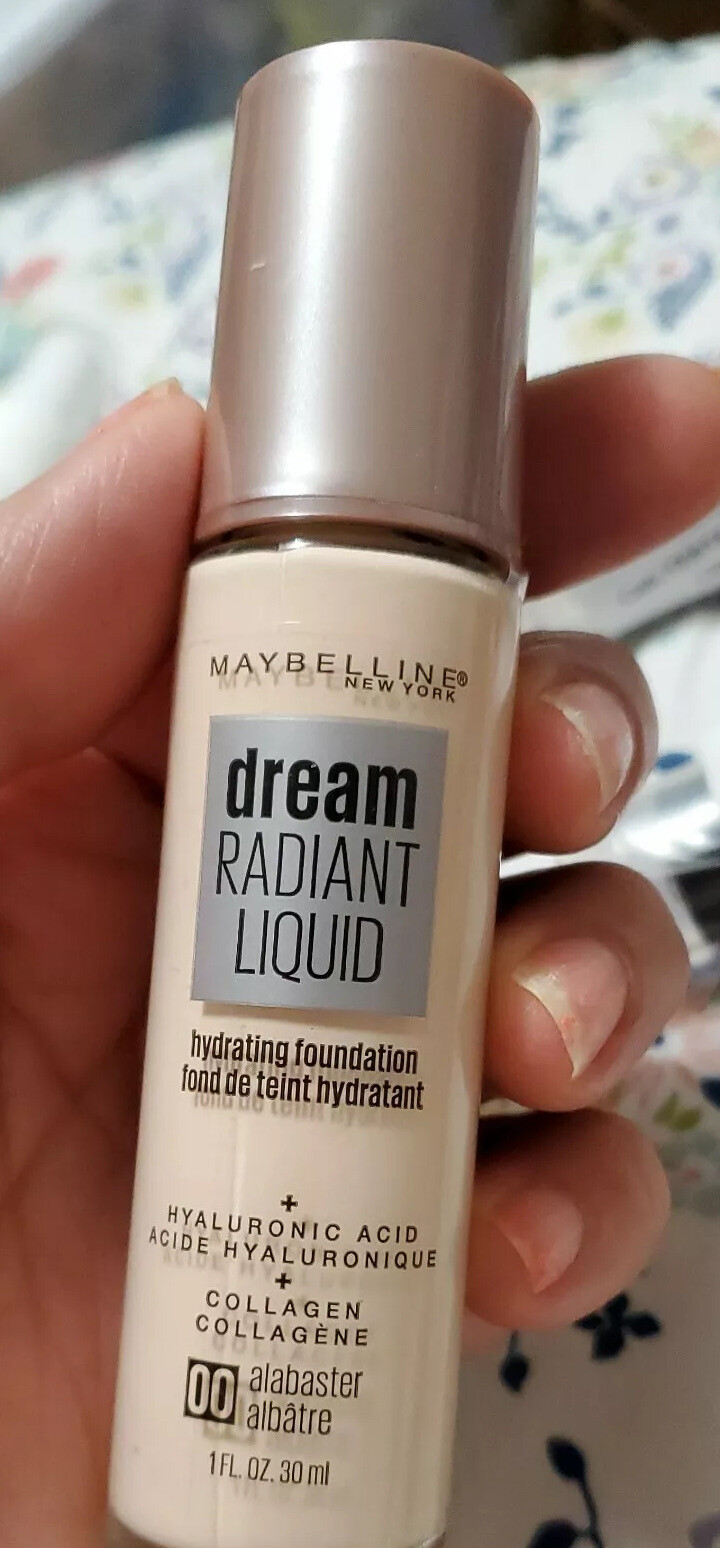 Maybelline Dream Radiant Liquid Medium Foundation #00 Alabaster Collagen