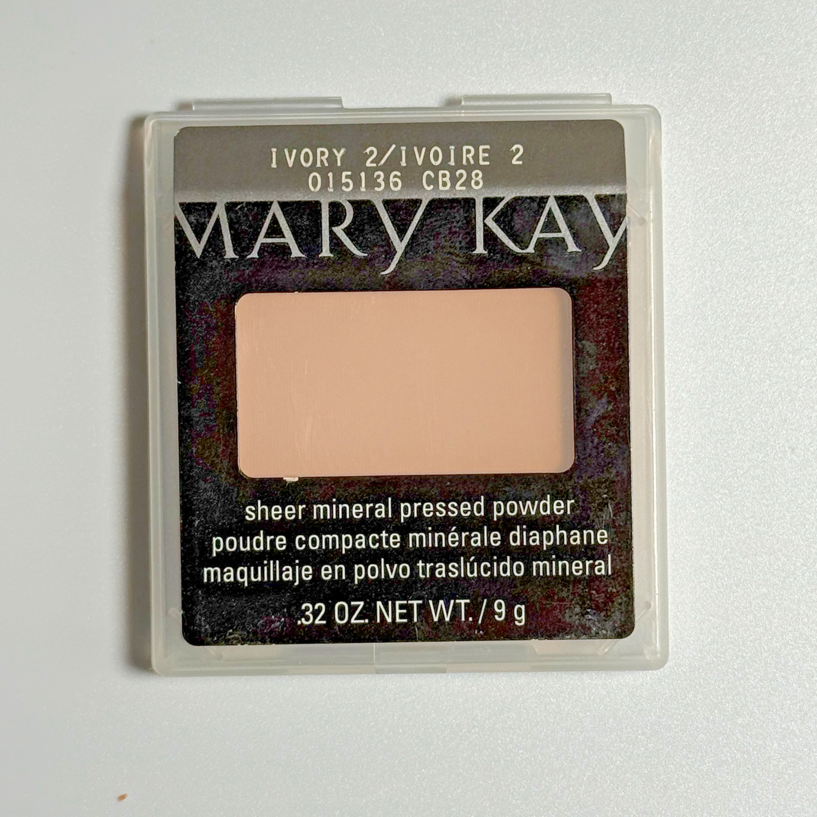 Mary Kay Sheer Mineral Pressed Powder IVORY 2 015136 DISCONTINUED – New