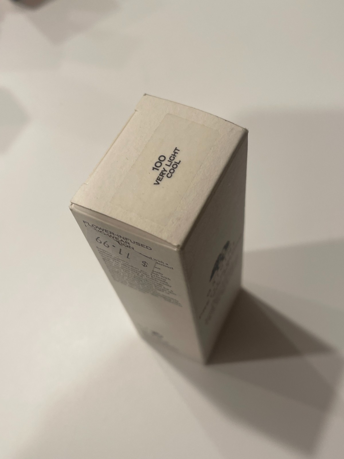 Origins Pretty in Bloom SPF20 Flower-Infused Foundation Choose your Shade