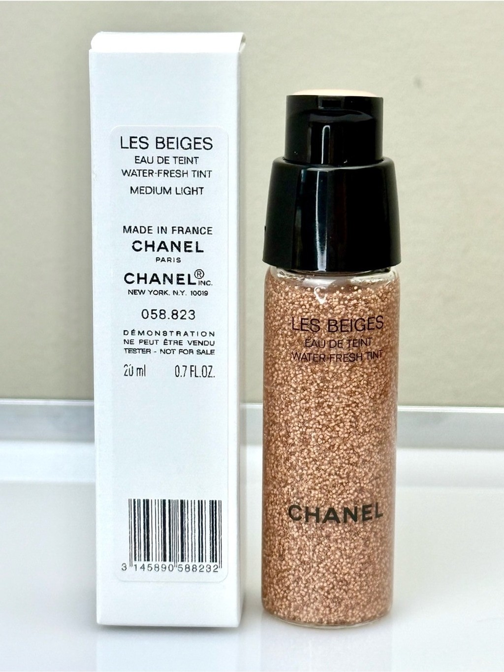 CHANEL • Les Beiges Water-Fresh Tint — Medium Light