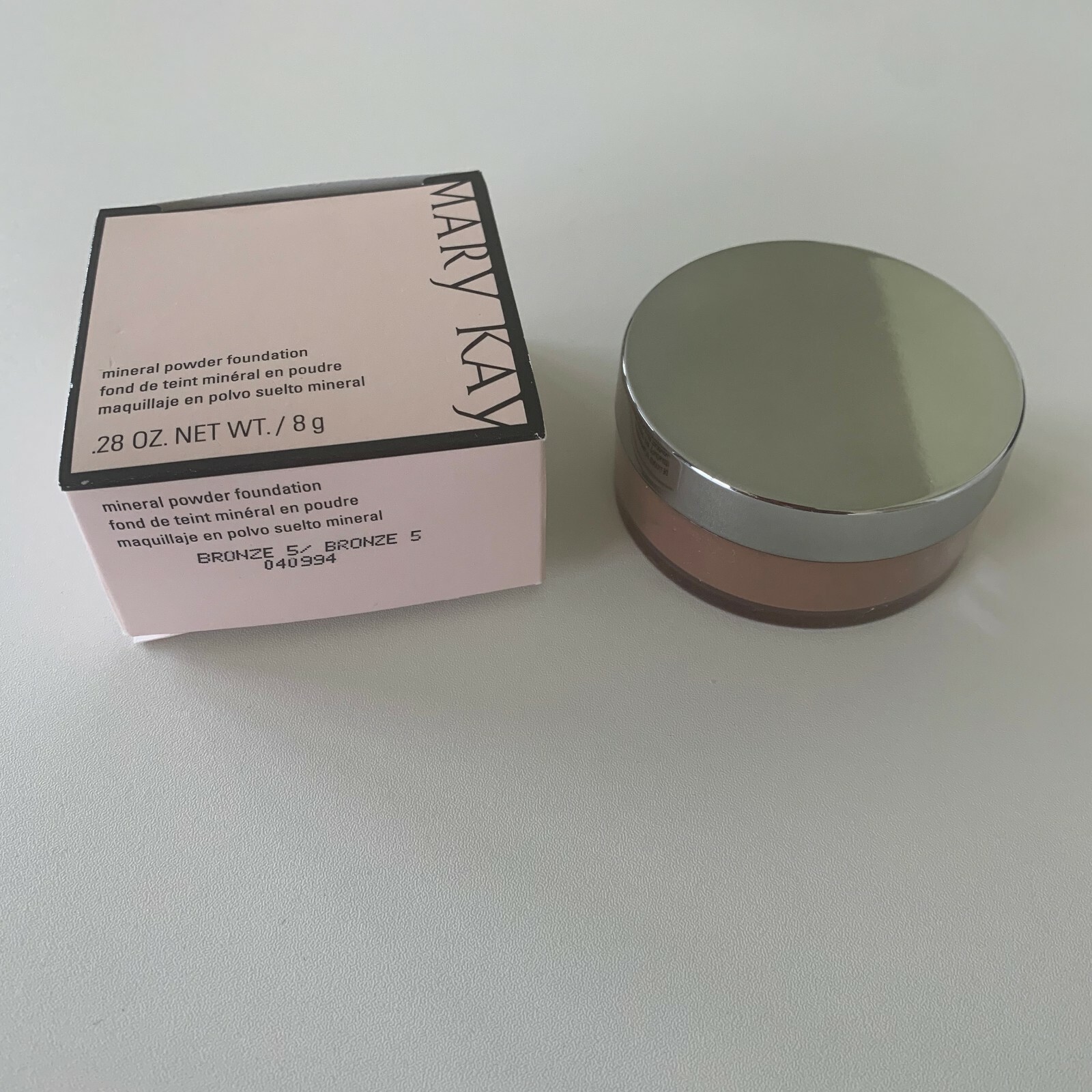 Brand New Mary Kay Mineral Powder Foundation – Color Bronze 5 Full Size .28 oz.