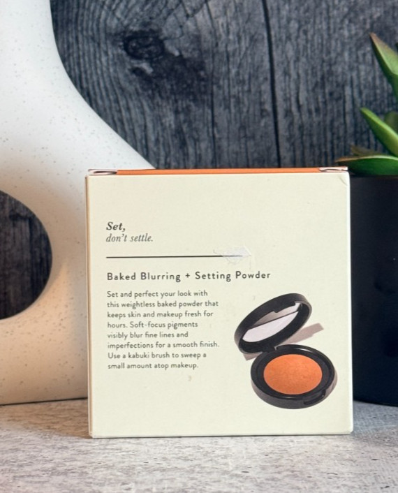 Laura Geller Baked Blurring + Setting Powder Tan/Deep
