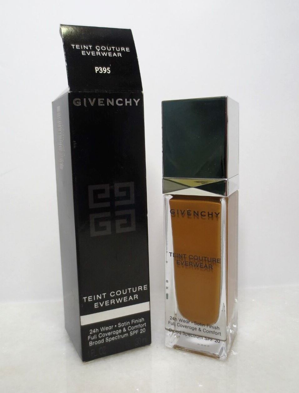 GIVENCHY TEINT COUTURE EVERWEAR 24H WEAR FOUNDATION #Y300 1 OZ SPF20 BOXED