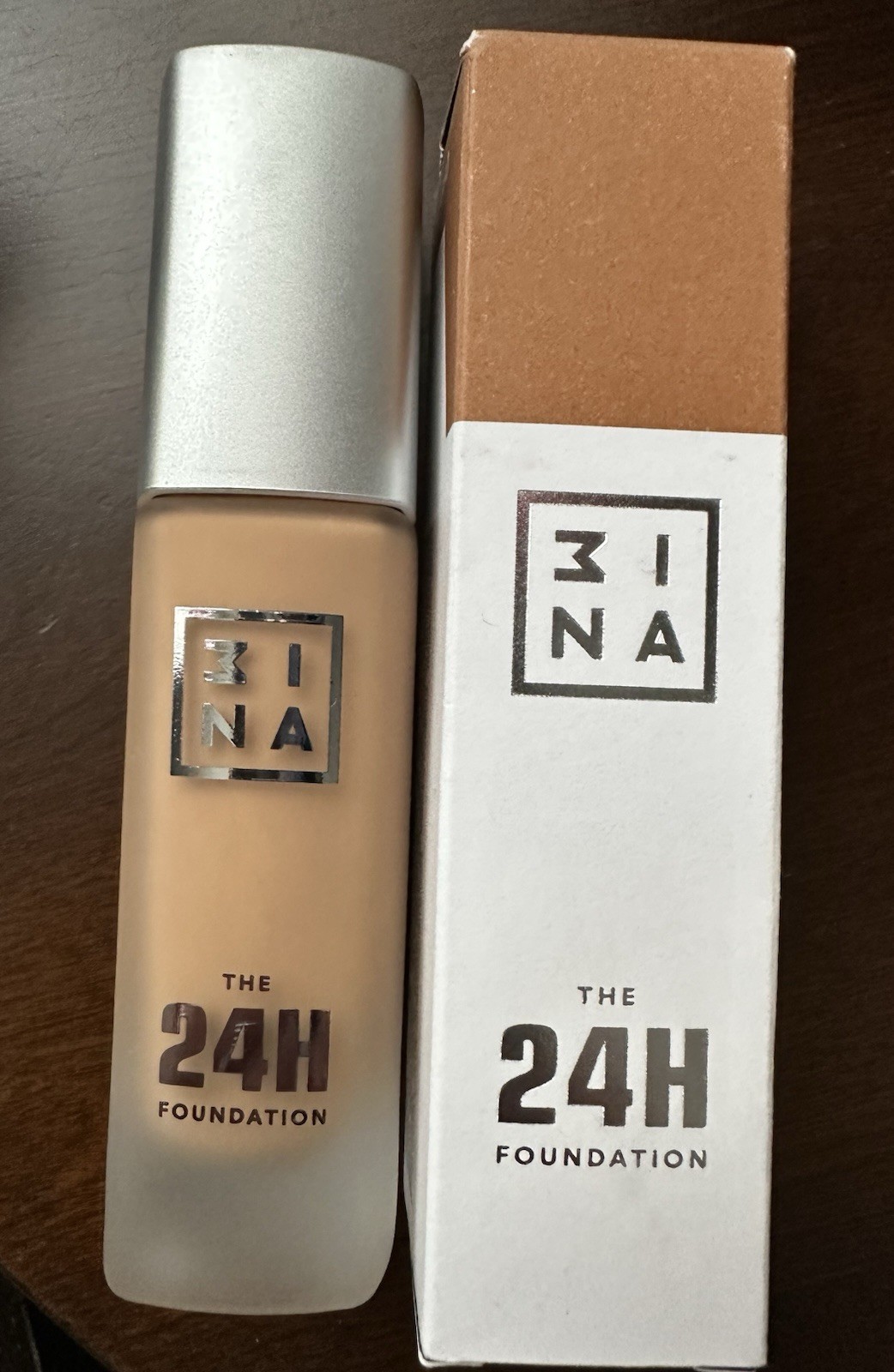 3INA The 24H Foundation 30mL/1.01 Fl. Oz 660 Made in Italy, New In Box