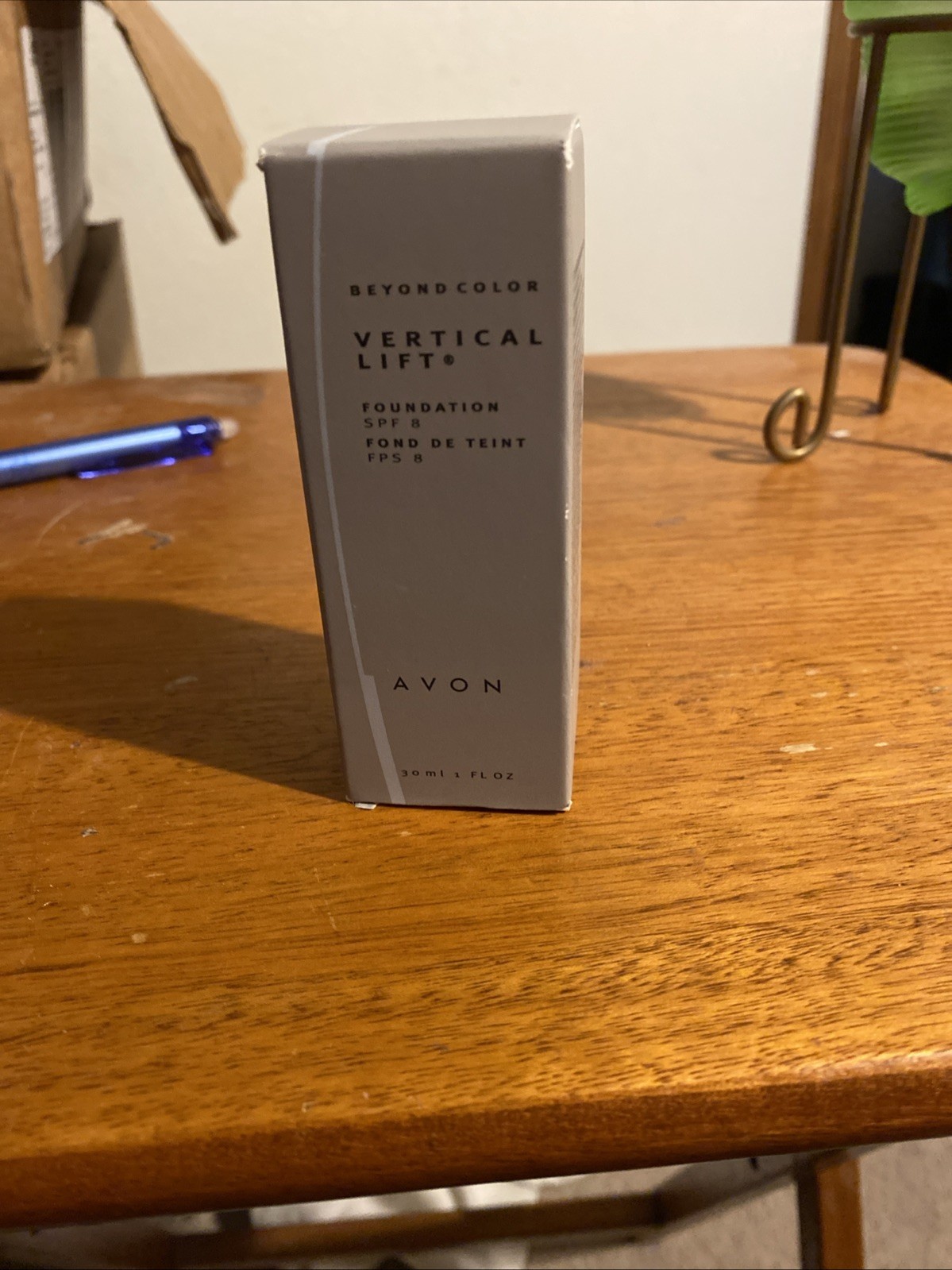 Avon Beyond Color Vertical Lift Foundation Spf 8 Classic Ivory 1 Fl Oz New