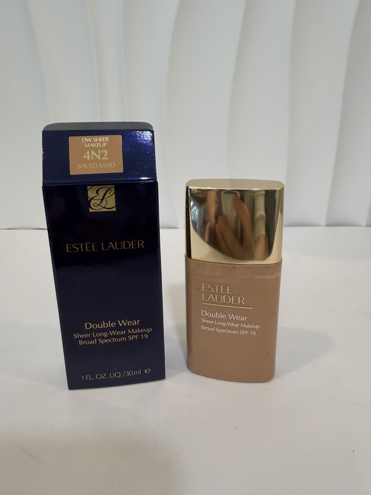 Estee Lauder Double Wear Sheer Long Wear Foundation SPF 19 Spiced Sand 4N2 BNIB