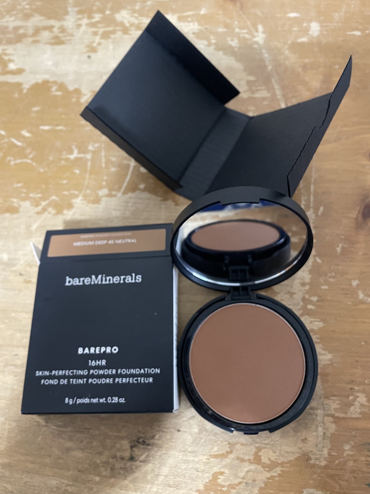 bareMinerals Barepro MEDIUM DEEP 45 NEUTRAL 16hr Perfecting Powder Foundation