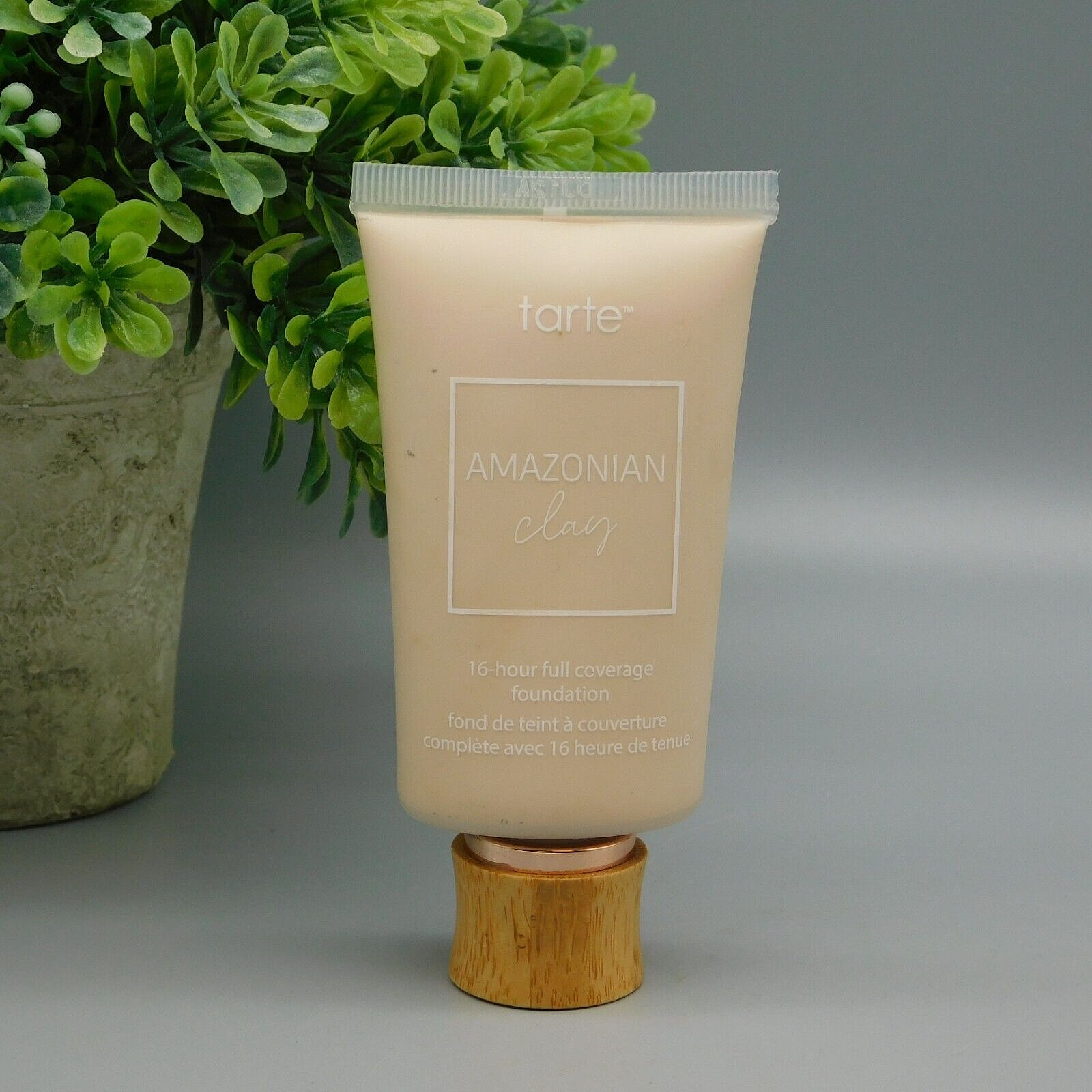 Tarte Amazonian Clay 16-Hour Foundation 12N Fair Neutral 1.7 oz New NOT SEALED