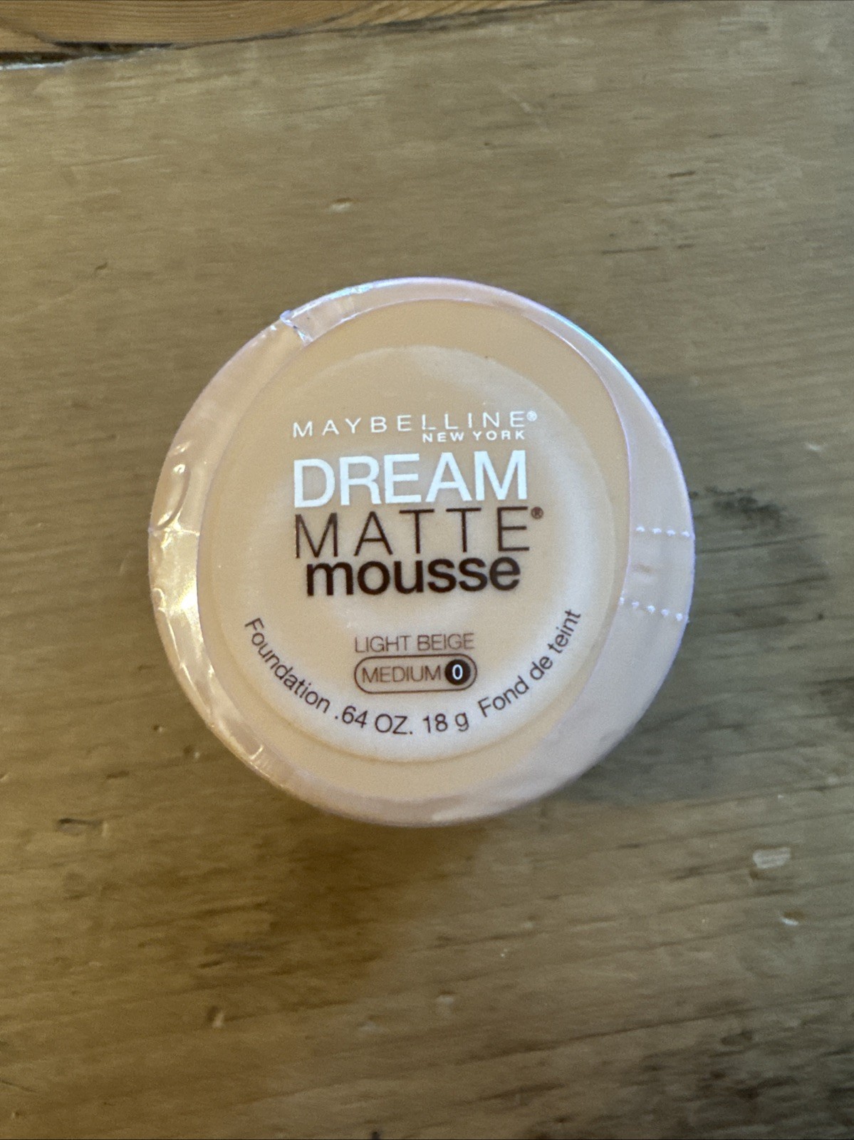 Maybelline Dream Matte Mousse Foundation LIGHT BEIGE MEDIUM 0 New Sealed